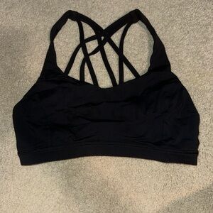 Luluemon sports bra